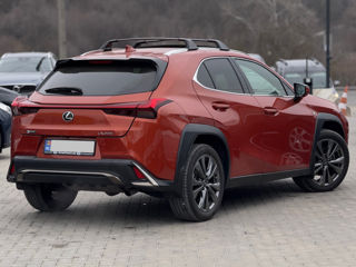 Lexus UX foto 3