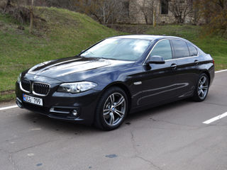 BMW 5 Series foto 3