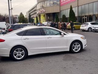 Ford Fusion foto 5