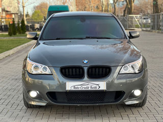 BMW 5 Series foto 10