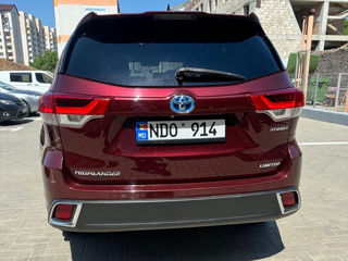 Toyota Highlander foto 4