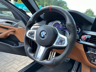 BMW 5 Series foto 13