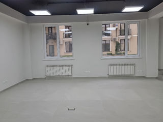 Spațiu comercial pentru chirie, 130 m2, Old Town Residence foto 2