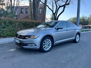 Volkswagen Passat foto 2