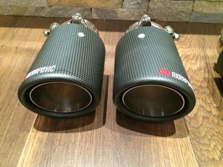 Насадки на глушитель Akrapovic, эксклюзивные насадки на глушитель M style Чёрные глянцевые / матовые foto 7