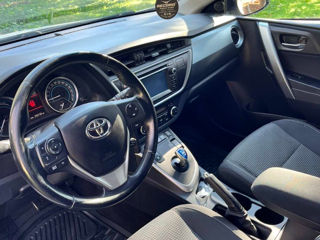 Toyota Auris foto 7