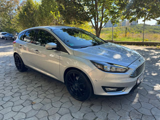 Ford Focus foto 2