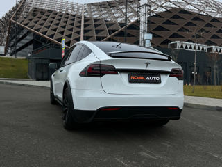 Tesla Model X foto 4