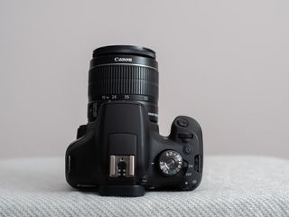 Canon 2000D Kit (1600 de cadre) foto 5
