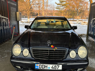 Mercedes E-Class