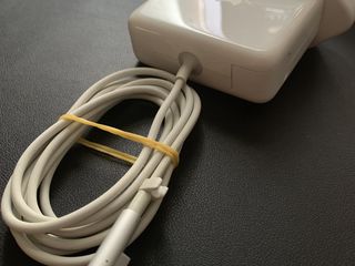 MagSafe1 85w apple original power adapter foto 5