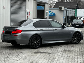 BMW 5 Series foto 3