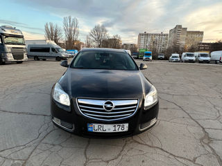 Opel Insignia foto 2