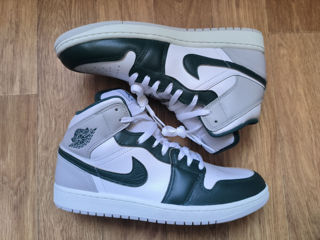 Nike Air Jordan 1 Mid Se