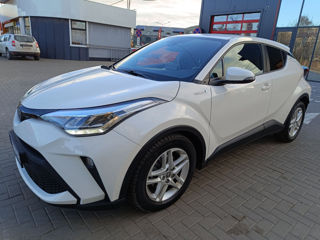 Toyota C-HR foto 2