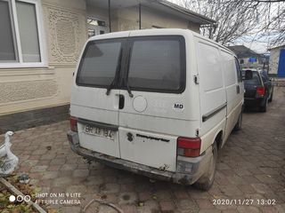 Volkswagen T4 foto 2