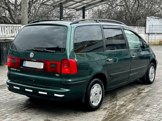 Volkswagen Sharan foto 6