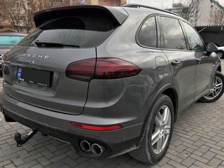 Porsche Cayenne foto 4