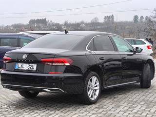 Volkswagen Passat foto 3