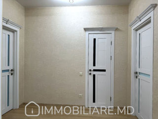 Apartament cu 2 camere, 82 m², Centru, Ialoveni foto 4