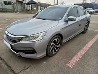 Honda Accord фото 1