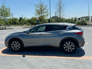 Infiniti QX30 фото 6