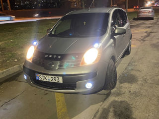 Nissan Note foto 2