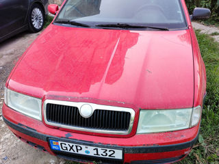 Se vinde urgent Skoda Octavia 2003. 1000 Euro foto 2