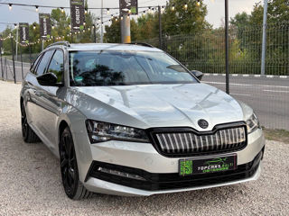 Skoda Superb foto 1