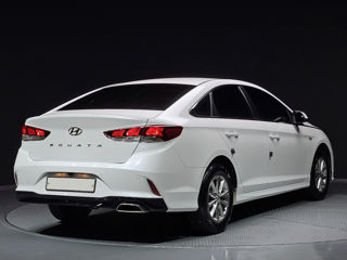 Hyundai Sonata foto 2