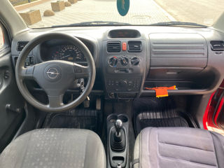 Opel Agila foto 6