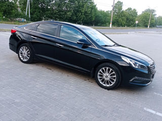 Hyundai Sonata foto 2