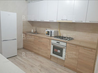 Apartament cu 1 cameră, 53 m², Centru, Chișinău foto 2