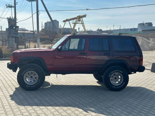 Jeep Cherokee foto 3