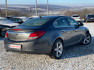 Opel Insignia foto 2