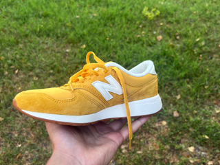 Adidasi New balance foto 3