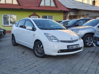 Toyota Prius foto 3