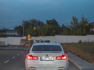 BMW 3 Series foto 5