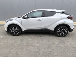 Toyota C-HR foto 4