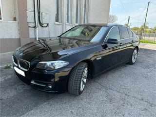 BMW 5 Series foto 1