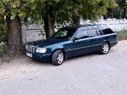 Mercedes E-Class Wagon