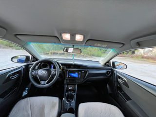 Toyota Auris foto 10