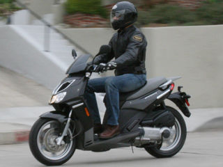 Aprilia sport - city 125 - 250 cc разборка foto 2