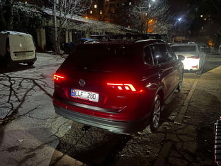 Volkswagen Tiguan foto 3