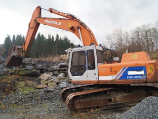 Fiat-Hitachi FH-270