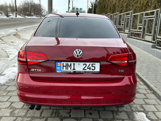 Volkswagen Jetta foto 5