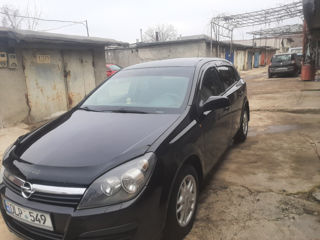 Opel Astra foto 2