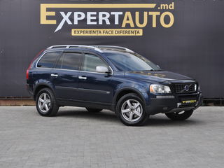 Volvo XC90 foto 1