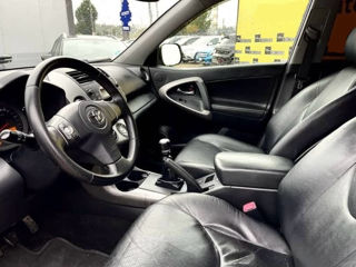 Toyota Rav 4 foto 6