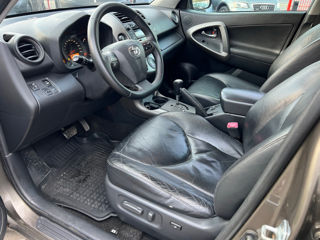 Toyota Rav 4 foto 7